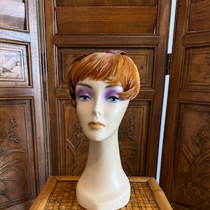 Cappello vintage con piume, anni '50, cappello da cocktail