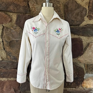 Vintage western style shirt with  hand embroidered flowers