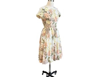 Vintage  1950’s floral spring dress Waverly Print, fit and flare style, Day dress