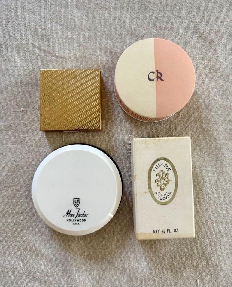 60'代MaxFactor GoldenSeas パウダーパフコンパクト Max factor pancake - Etsy 日本