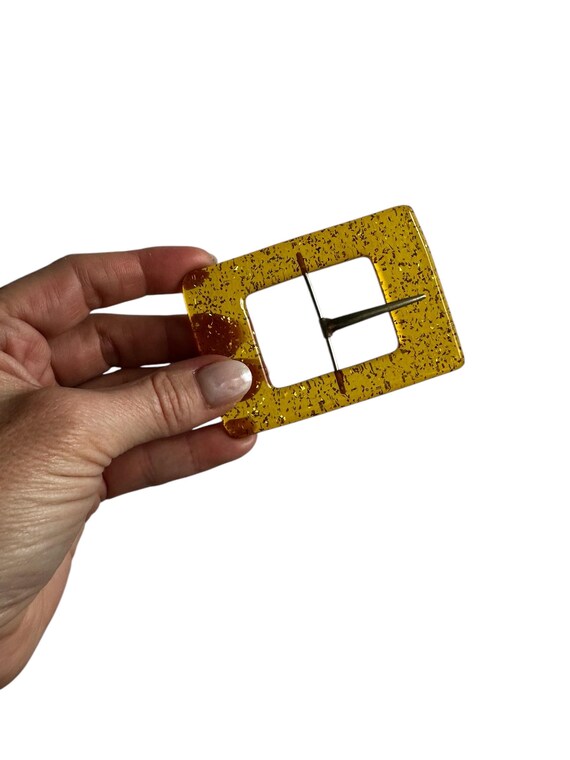 Vintage belt buckle gold with gold specked  shimm… - image 8