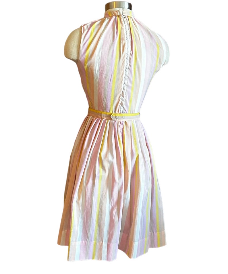 Spring pastels Vintage 1950s 1960s dress, Fit and flare dress image 3