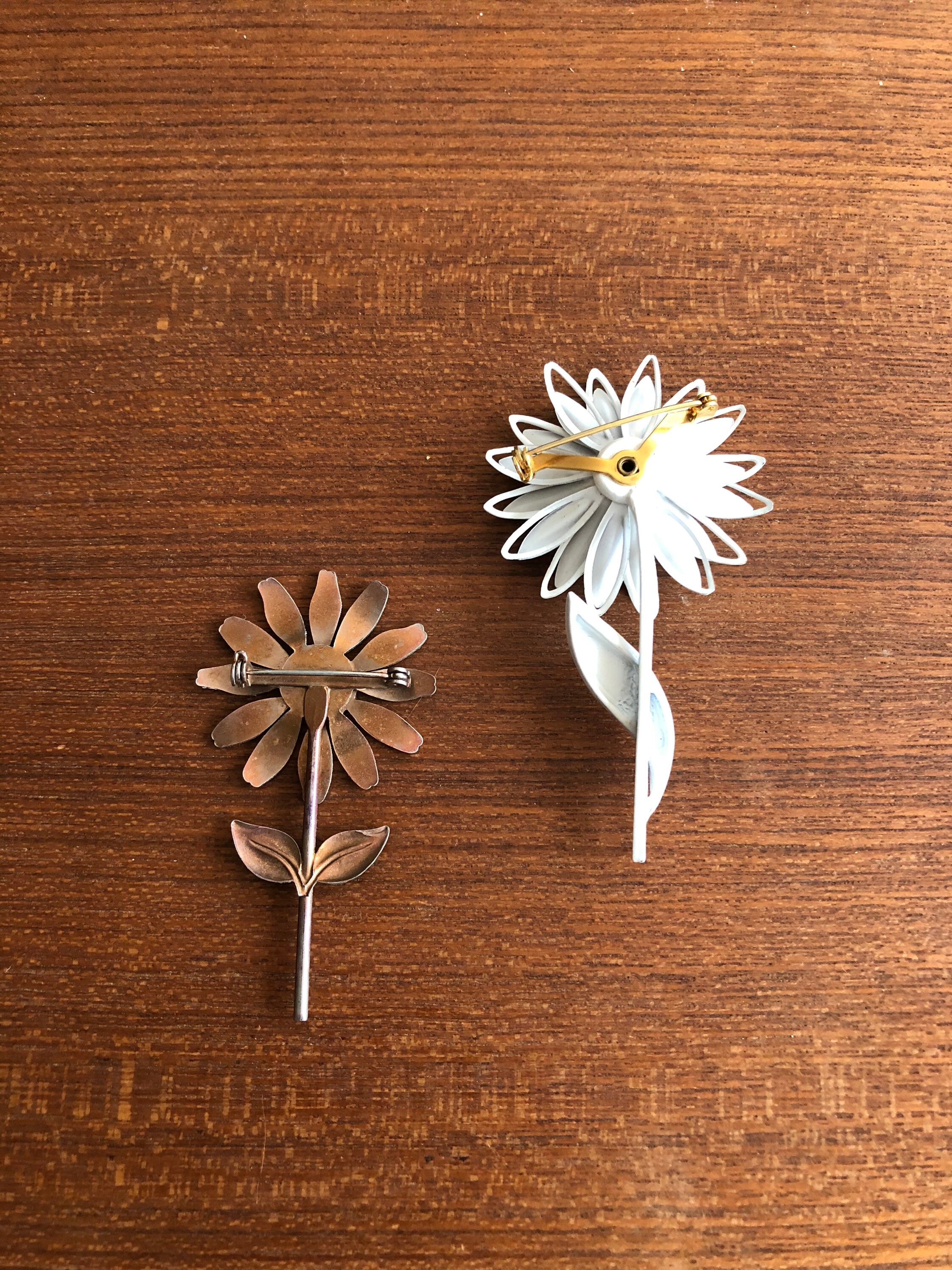 Vintage Daisy Pins, Enameled Brooch, Pin Set, 1960's - Etsy