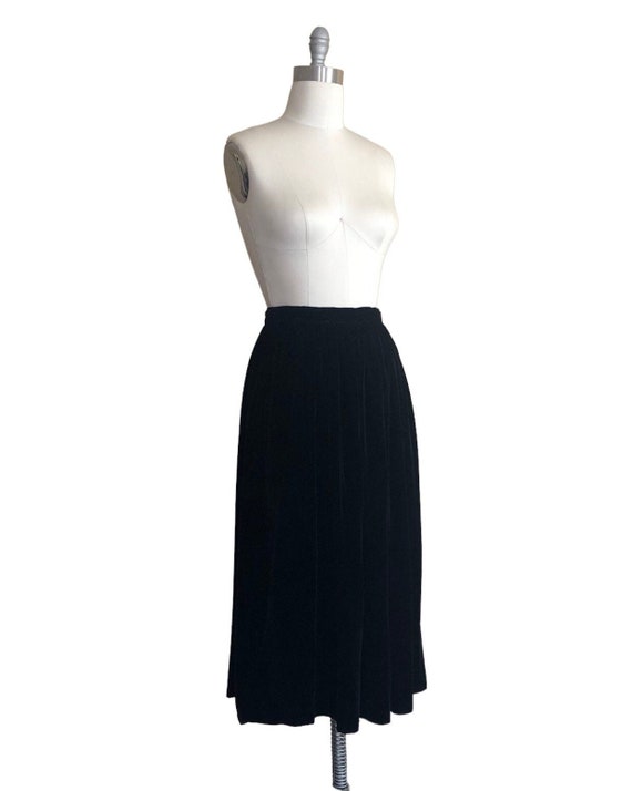 Vintage Black Velvet  Skirt, Flora Kung label, Be… - image 2