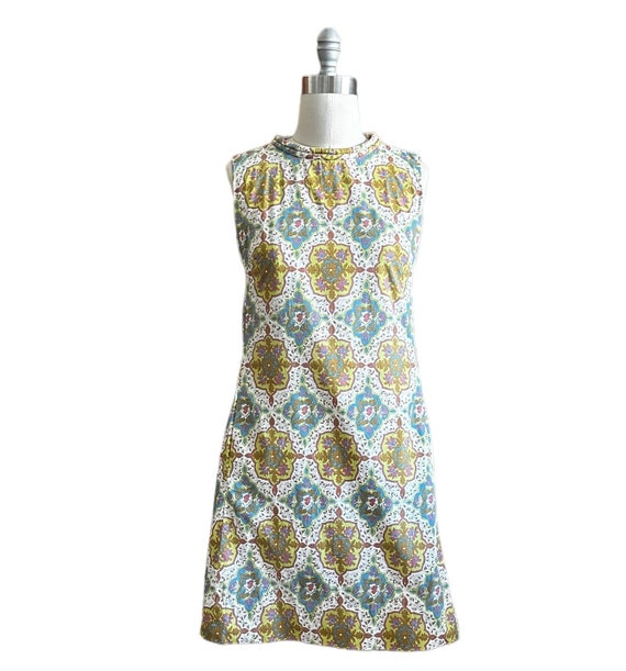 Vintage 1960’s Shift style spring dress cotton ma… - image 1