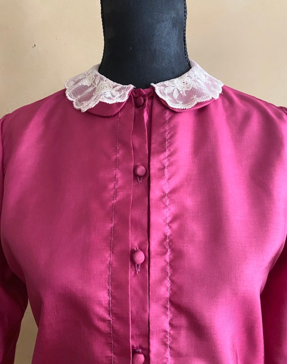 Lace collar Blouse in Raspberry Pink