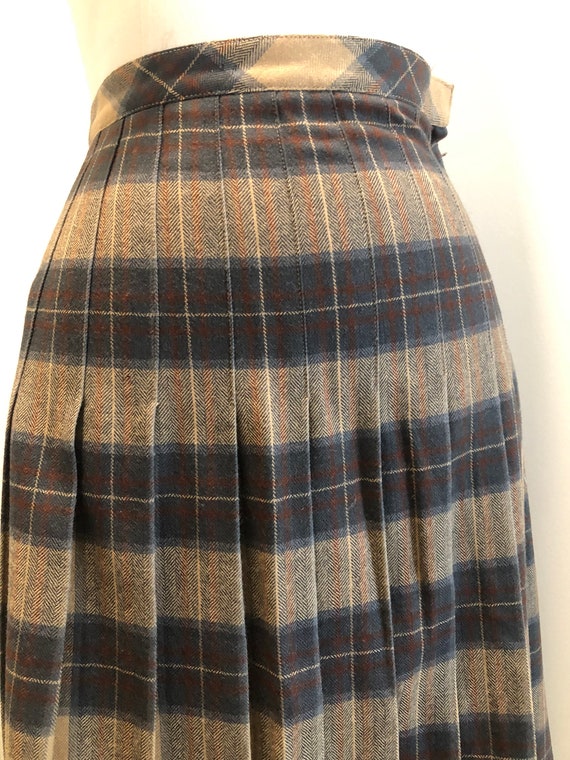 brown plaid skirt vintage