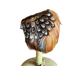 1950s Ivory Lady’s Netted Hat with Feather Bird 1950s Ivory Lady main image 3