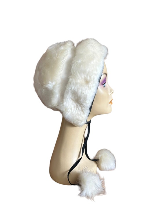 Vintage 1950’s White Fur Hat, Made in Italy, Pom … - image 1