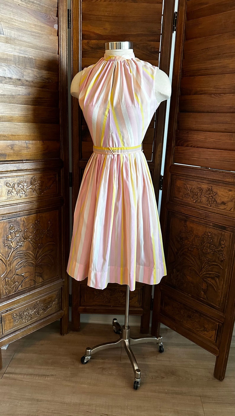 Spring pastels Vintage 1950s 1960s dress, Fit and flare dress image 8