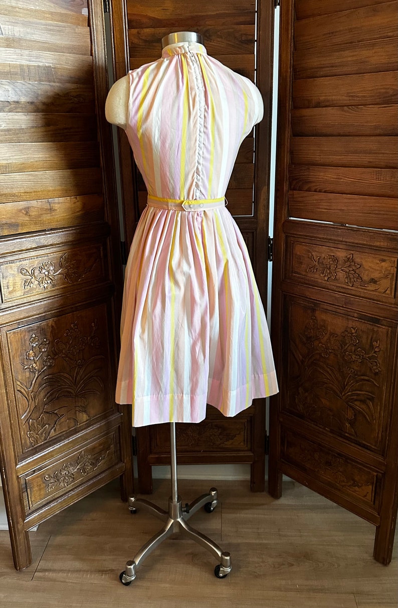 Spring pastels Vintage 1950s 1960s dress, Fit and flare dress image 9