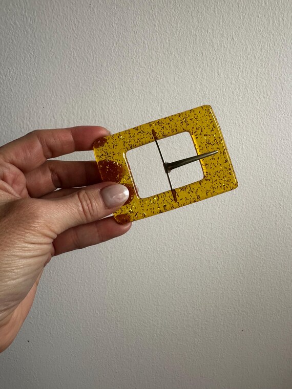 Vintage belt buckle gold with gold specked  shimm… - image 3