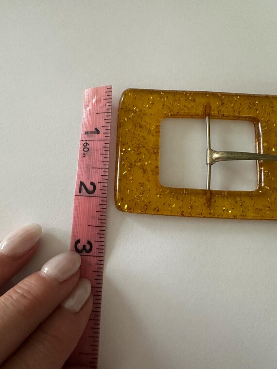 Vintage belt buckle gold with gold specked  shimm… - image 7