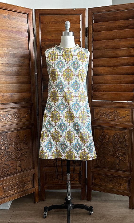 Vintage 1960’s Shift style spring dress cotton ma… - image 2