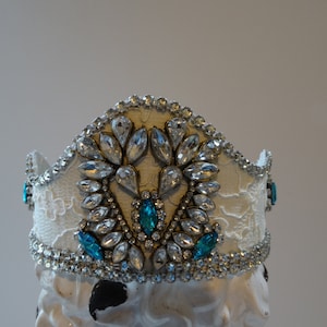 Large Crown ( Price Reduced) to 45.00