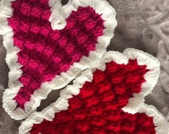 primitive heart crochet pattern, heart doily, heart garland, heart hot pad, valentines day heart pattern, heart decoration, heart crochet