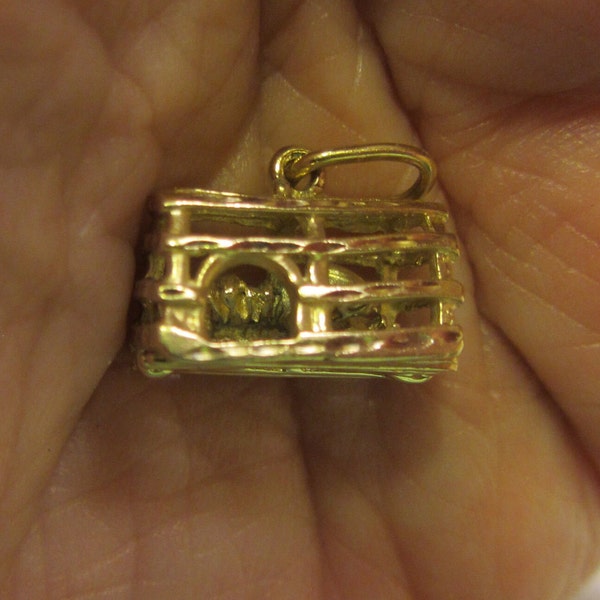 14k Solid Gold 3D Lobster Trap With A Movable Lobster - 2.83 Grams - Please See Photos