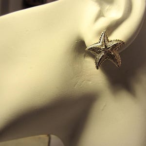 14k Solid Gold Sparkly Textured 2D Starfish Push Back Earrings with New 14k Silicone Backs - 3.26 Grams - See Photos-