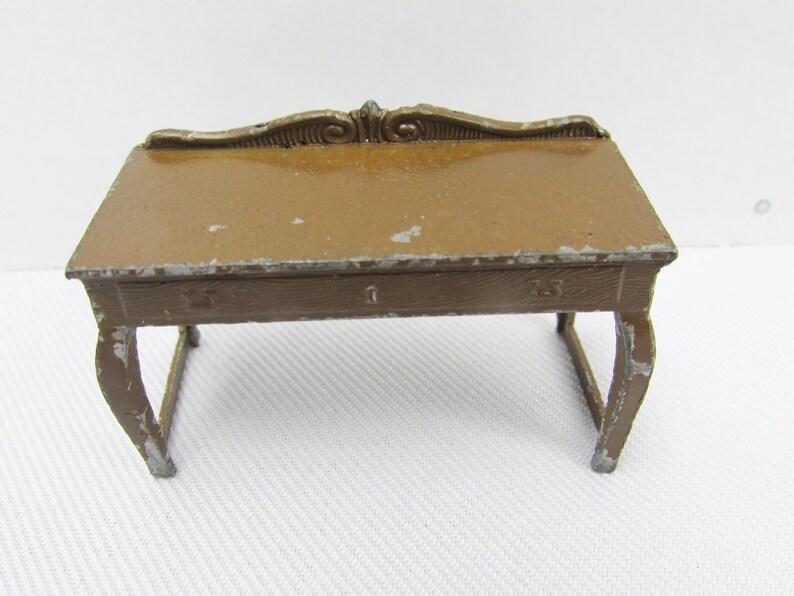 tootsie toy metal dollhouse furniture