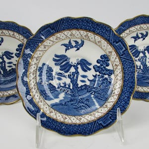 Booths Real Old Willow A 8025 Saucer For Flat Cup Gold Scalloped Rim Vintage English China Highly Prized By Collectors