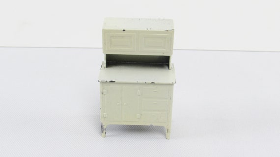 tootsie toy metal dollhouse furniture