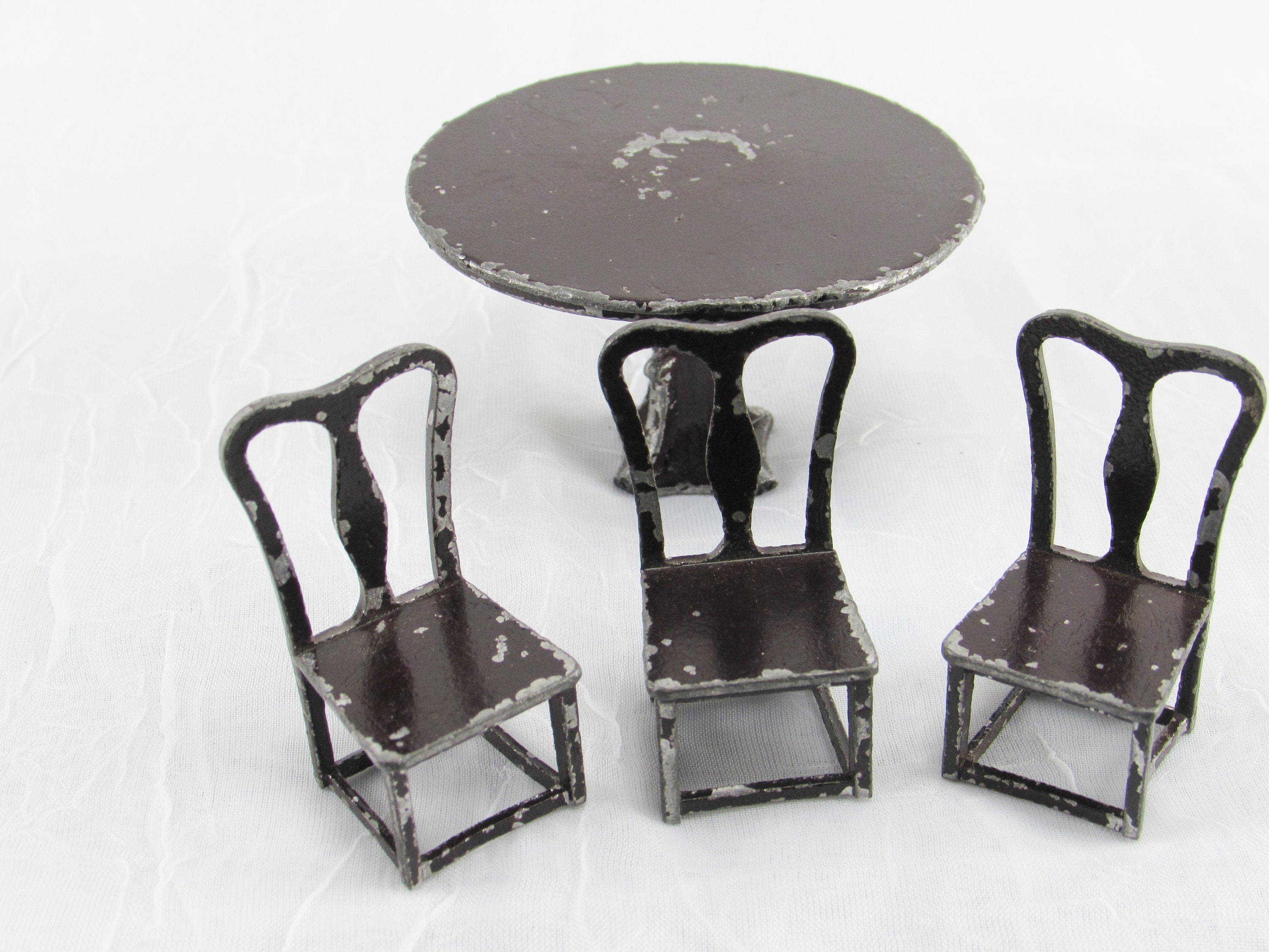 metal dollhouse furniture