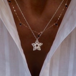 Dekorative Stern Halskette Bild 1