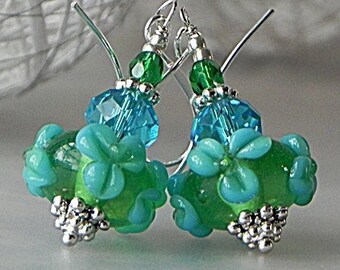 Glass flower earrings Floral lampwork earrings Beaded earrings