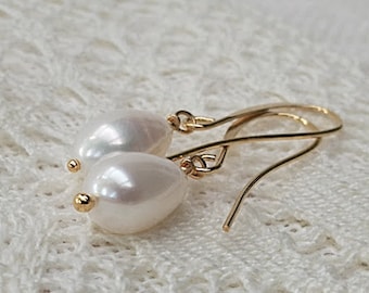 White freshwater pearl earrings Real pearl drop earrings gold plated