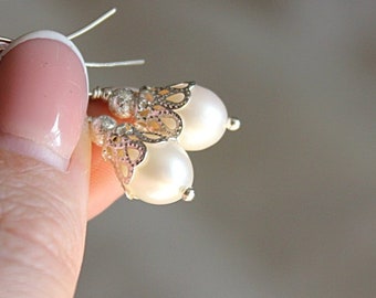 Pearl drop earrings Real pearl earrings Small pearl earrings Beaded earrings