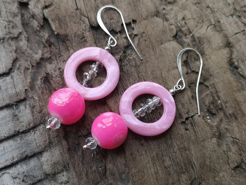 Fuchsia pink earrings Beaded earrings image 1