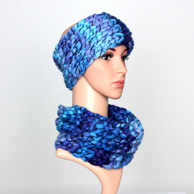Chunky knit scarves for women Hand knit headband and cowl scarf set Handmade accessories Knitted winter set for women in Blue