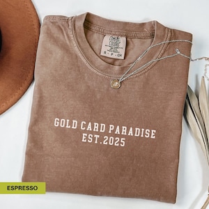 Camiseta com citação política do Paraíso com cartão dourado Camiseta da era de ouro da América Camisetas engraçadas pró-democracia Humor negro sarcástico Cores confortáveis