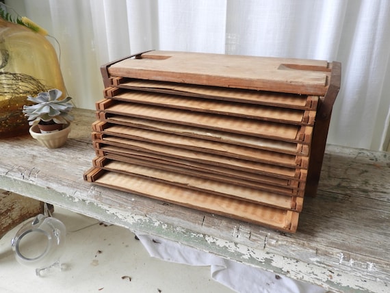 vintage tobacco drying rack Antique Jaguar Tobacco Cigar Wooden Drying Mold Box With 10 Removable  Shelves 16