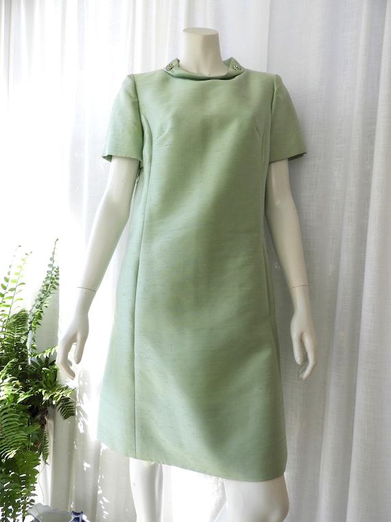 met gala 2022 green dress Light Green Satin Short Strapless Dress main image 0