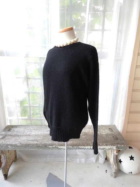 Vtg 1980's Ladies Black Wool Sweater|Vtg Gap Black