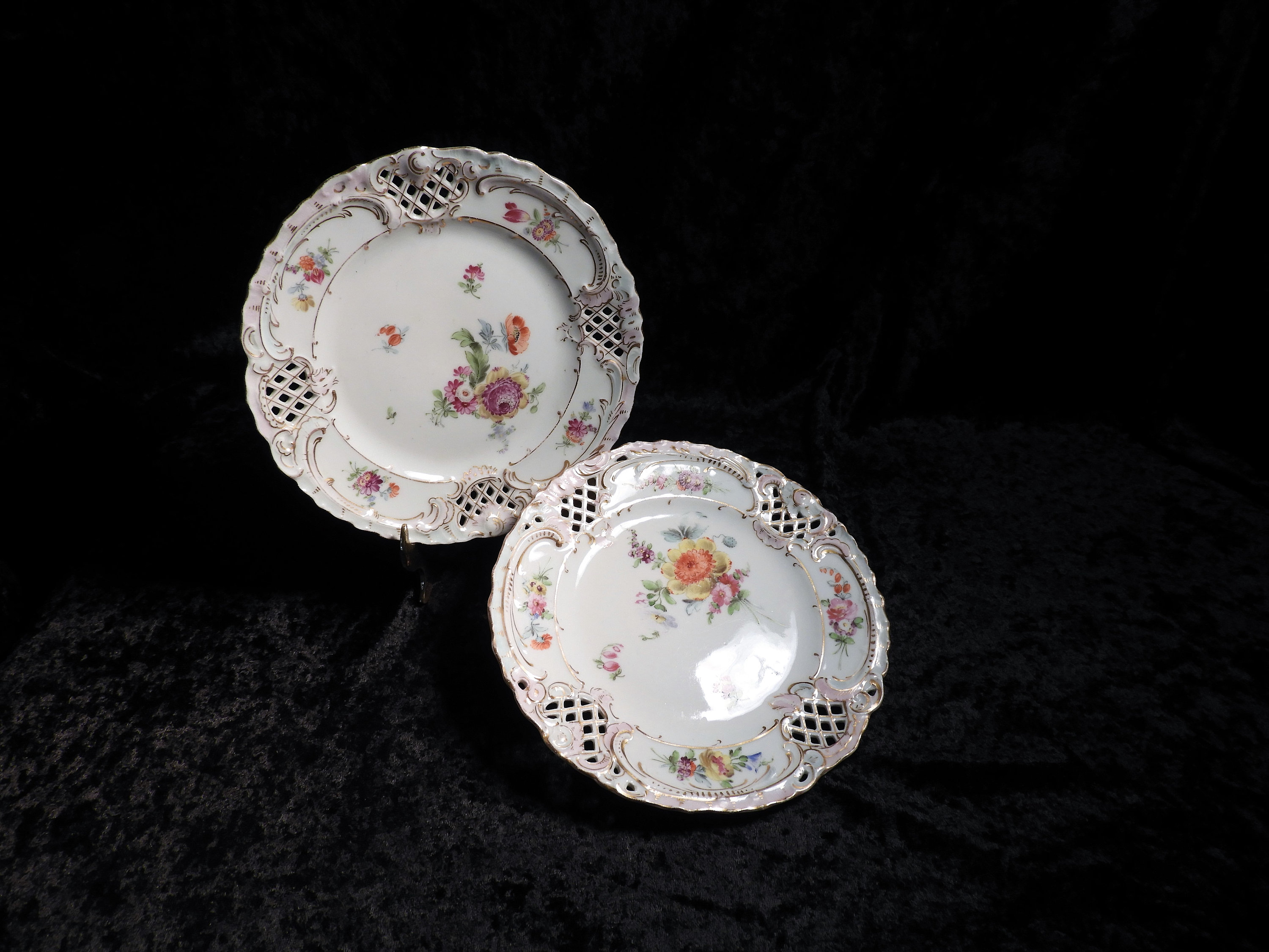 マイセン　アンティーク　手書きプレート アンティークマイセン手描き花柄プレート、1880年代マイセンドイツ磁器