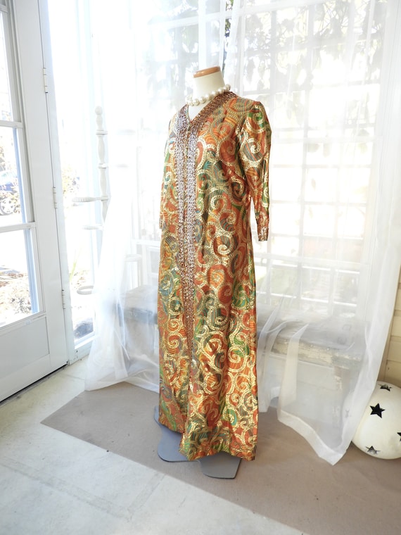 Vtg Ladies Mod Brocade Loungewear Floor Length Rob