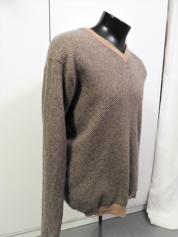 Vtg Men's Tan Sweater, Vtg Men's V Neck Herringbo… - image 4