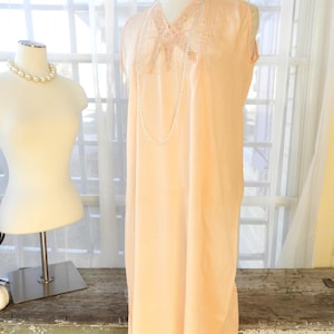 Vtg 1930&#39;s Peach Silk Ladies Slip/Nightgown|Antique Inset Straight Slip|Depression Era Silk Gown/Slip sz L/XL