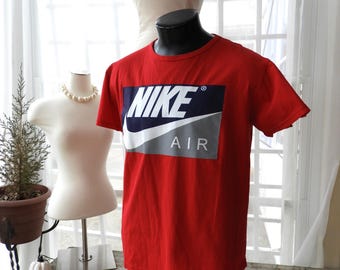 -shirt vintage NIKE Air Jordan | Coton rouge des années 90 fabriqué aux États-Unis, taille M/L