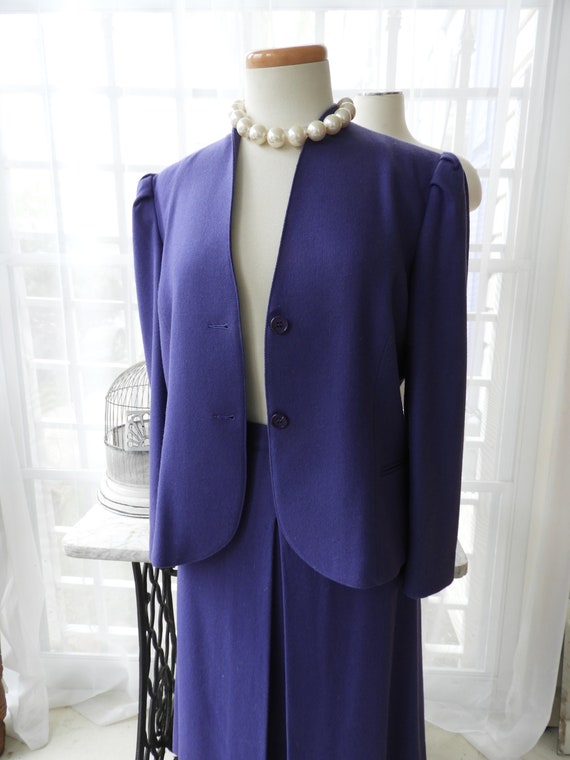 Vtg 1970's Ladies Purple Wool Skirt Suit|Vtg Colla