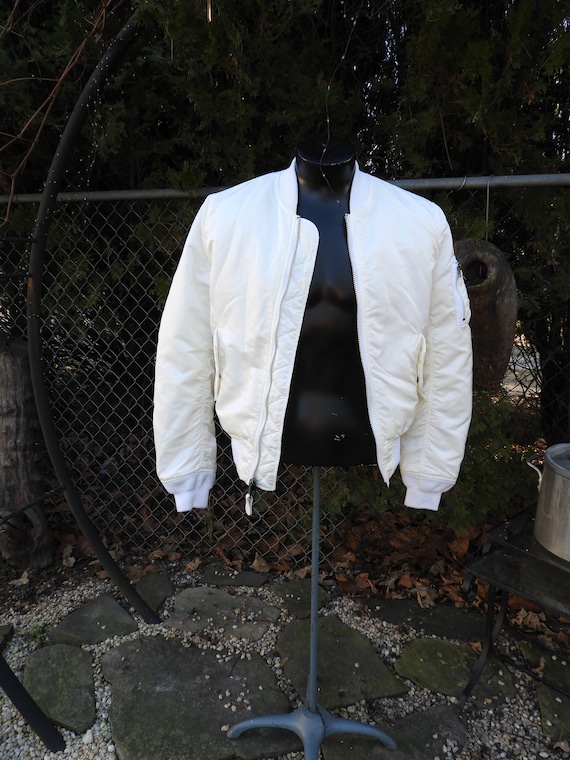 Vtg Men's White Nylon Bomber Military Jacket|Vtg A