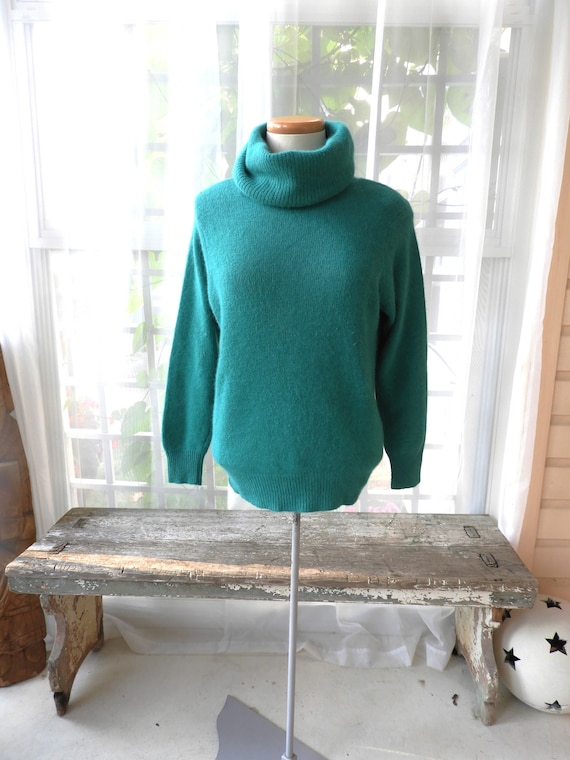 Vtg 1980's Ladies Turqoise Sweater|Vtg Green Cowl 