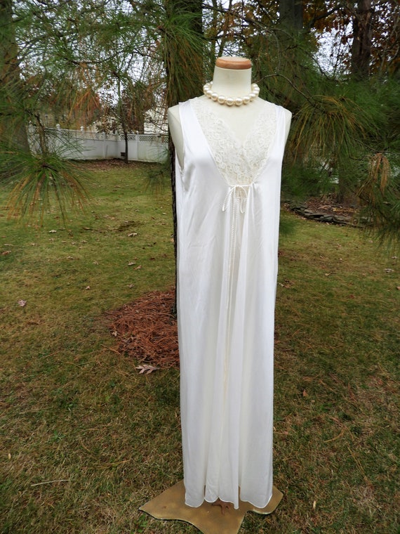 Vtg 1970's Sexy White Nightgown, Vtg White Bridal… - image 4