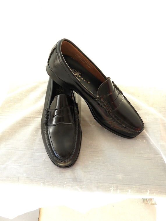 Old New Stock Men's Black Dress Shoes  Leather Loafers Towncraft Slip On sz 9.5D