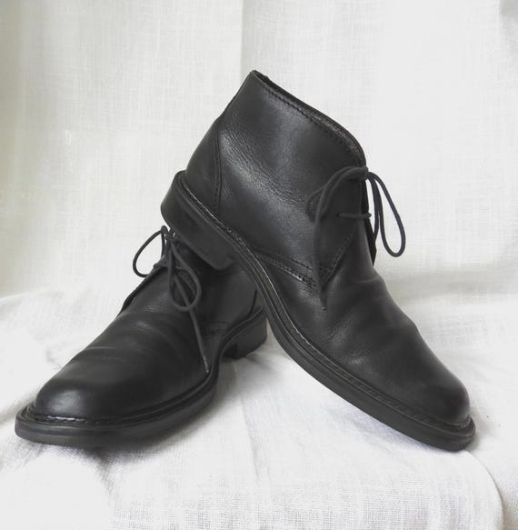 Vtg 1990's Men's Black Leather Chukka Boots Bostonian Made in Romania sz 8.5M