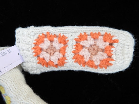 Hand Knit White Orange Mittens|Hand Crocheted Gra… - image 3