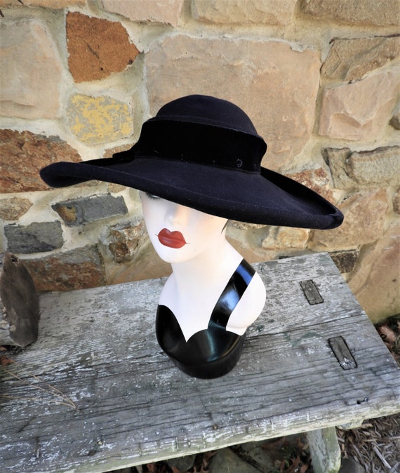 Vtg Ladies Navy Blue 1930's Hat, 1930's Cartwheel