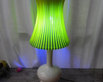 Pantalla de lámpara vintage RARA de los años 70, color verde y azul, con cuerda de plástico negra, 23 cm de alto.